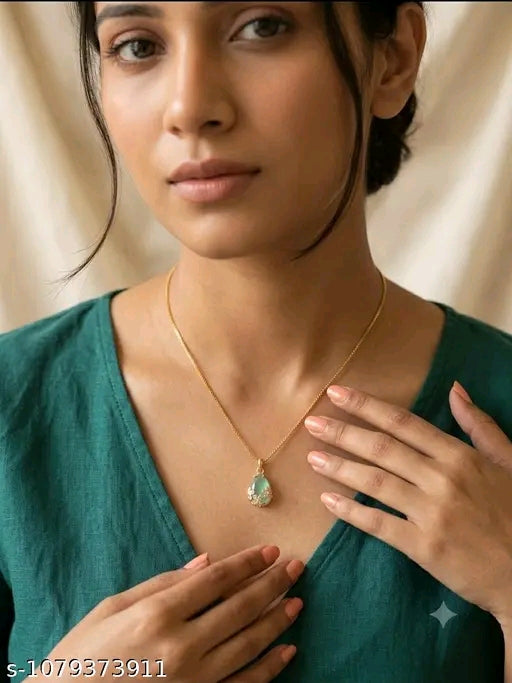 ✨ Elegant Teardrop Pendant Necklace – Utsav Jewels